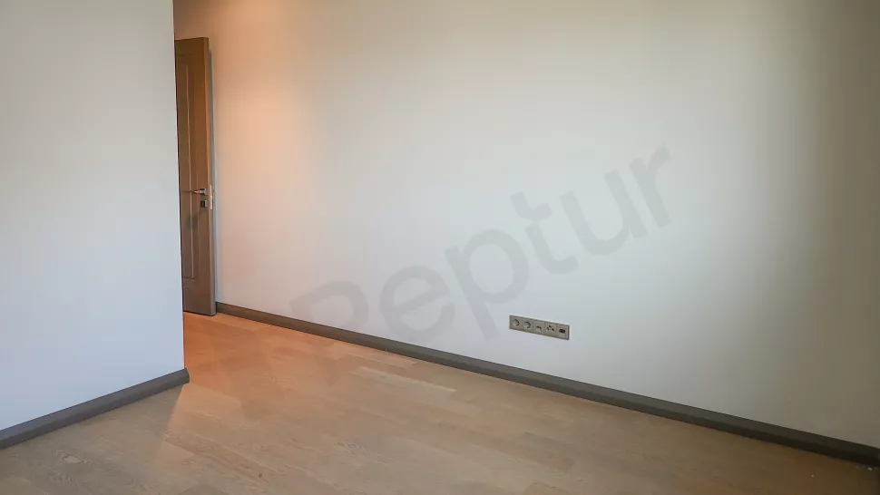 Bakırköy Sahilde Satılık 718 m² Ultra Lüks Havuzlu Dubleks Daire