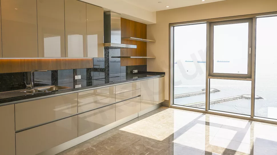 Bakırköy Sahilde Satılık 718 m² Ultra Lüks Havuzlu Dubleks Daire