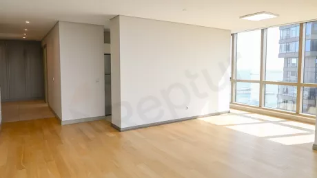 Bakırköy'de Vatandaşlığa Uygun Sosyal Tesisli Satılık Lüks Daire