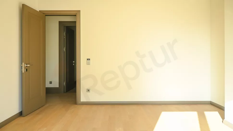 Bakırköy'de Satılık Denize Sıfır Lüks Daire