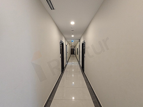 Ataşehir dubleks daire koridor iç görünümü.