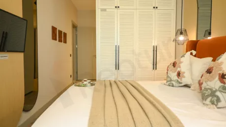Kartal’da Kapalı Havuzlu ve Güvenlikli Sitede Satılık Lüks Daire