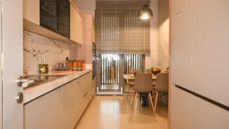 Kartal’da Kapalı Havuzlu ve Güvenlikli Sitede Satılık Lüks Daire