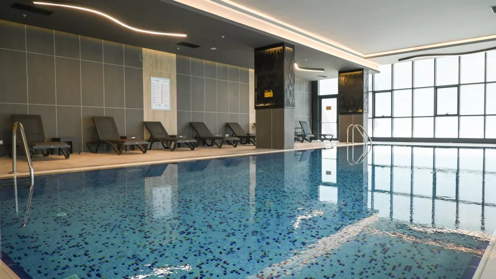 Başakşehir Satılık 172m2 Daire: Yeni Binada Havuzlu ve Sosyal Alanlı