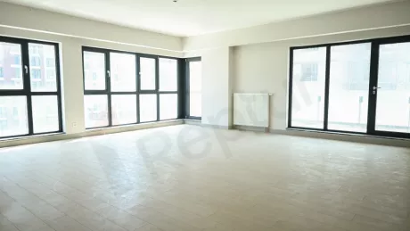 Başakşehir’de Vatandaşlığa Uygun, Yeni Teslim 221m² Satılık Daire