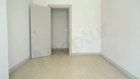 Başakşehir’de Vatandaşlığa Uygun, Yeni Teslim 221m² Satılık Daire