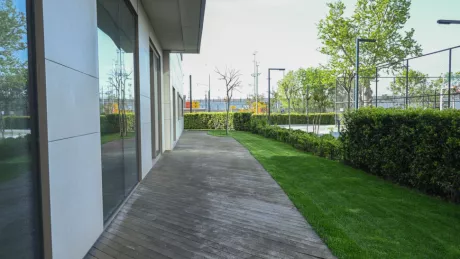Bakırköy Sahilde Satılık Premium Daire, Havuzlu ve Güvenlikli