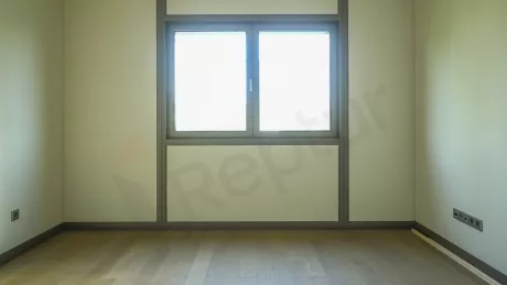 Bakırköy Sahilde Satılık Premium Daire, Havuzlu ve Güvenlikli