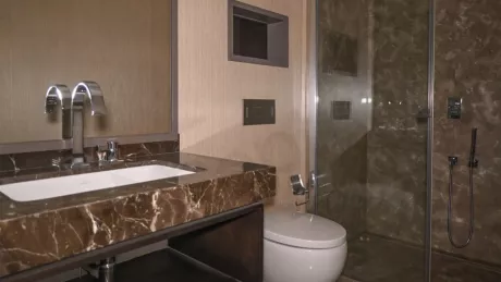 Bakırköy Sahilde Satılık Premium Daire, Havuzlu ve Güvenlikli