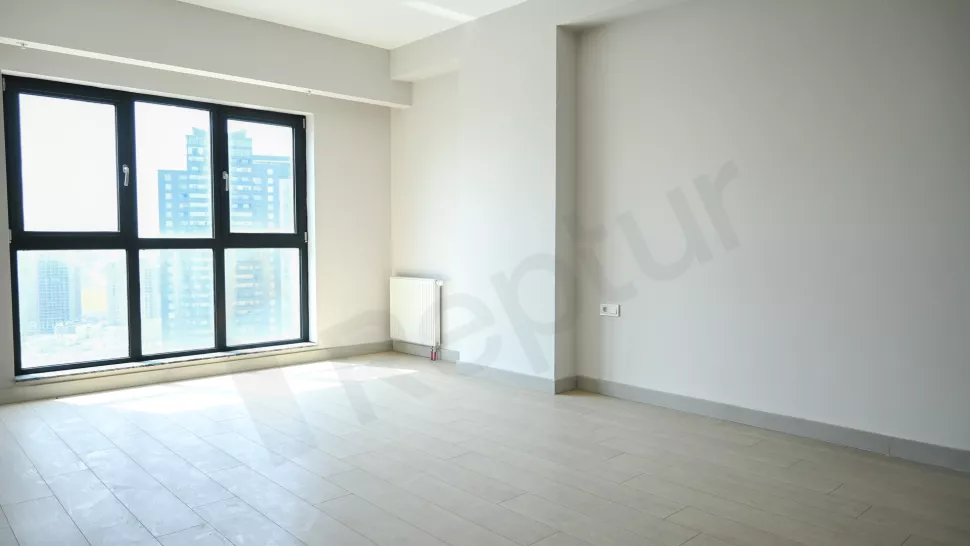 Başakşehir'de Vatandaşlığa Uygun Havuzlu Sitede Satılık Lüks Dubleks