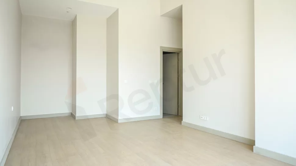 Başakşehir'de Vatandaşlığa Uygun Havuzlu Sitede Satılık Lüks Dubleks