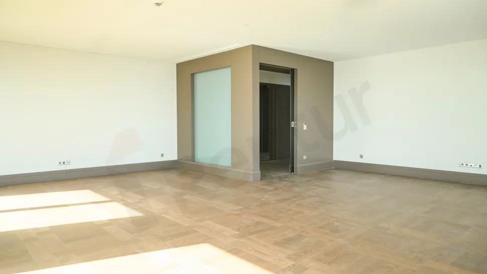 Bakırköy Sahilde Satılık Premium Daire - Vatandaşlığa Uygun