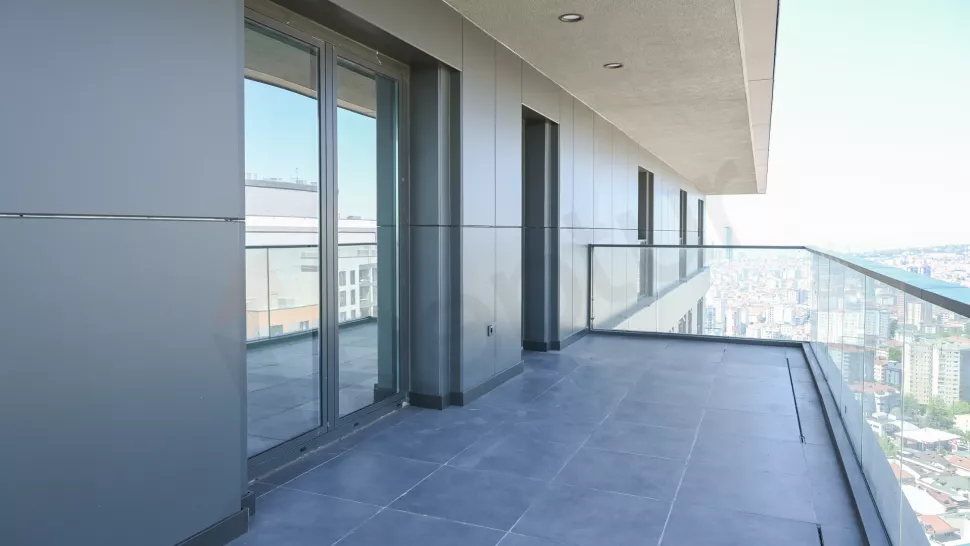 Ümraniye'de Metroya Direkt Girişli Satılık Lüks Dubleks