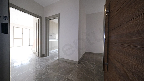 Aydınlık daire giriş alanı