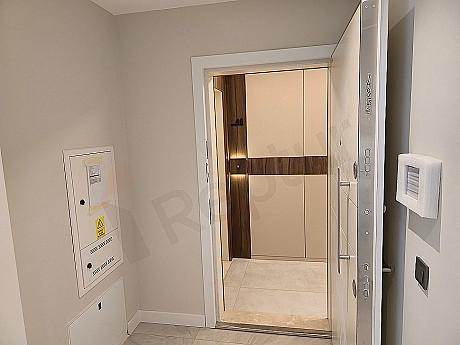 Eşyalı daire giriş alanı görseli.