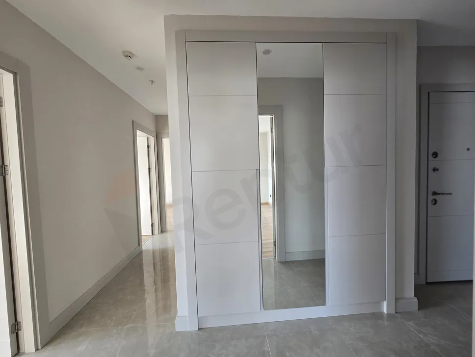 Referans Kartal Loca’da Adalar ve Deniz Manzaralı Satılık 3+1