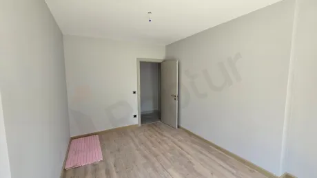 Beylikdüzü'nde Bol Doğal Işıklı, Balkon ve Teraslı Satılık 3.5+1 Aile Dubleksi