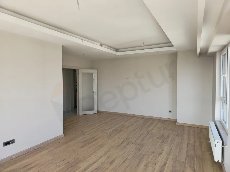 Referans Kartal Loca’da Adalar ve Deniz Manzaralı Satılık 3+1
