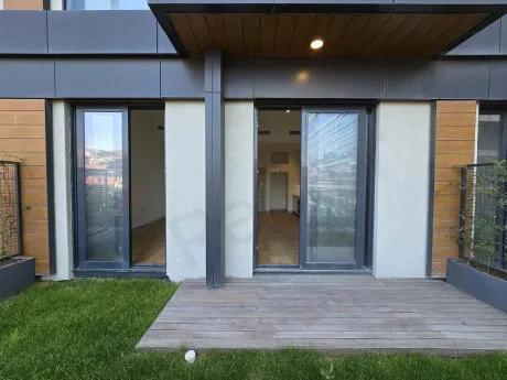 Şişli’de Şehir Manzaralı Özel Teraslı ve Modern 1+1