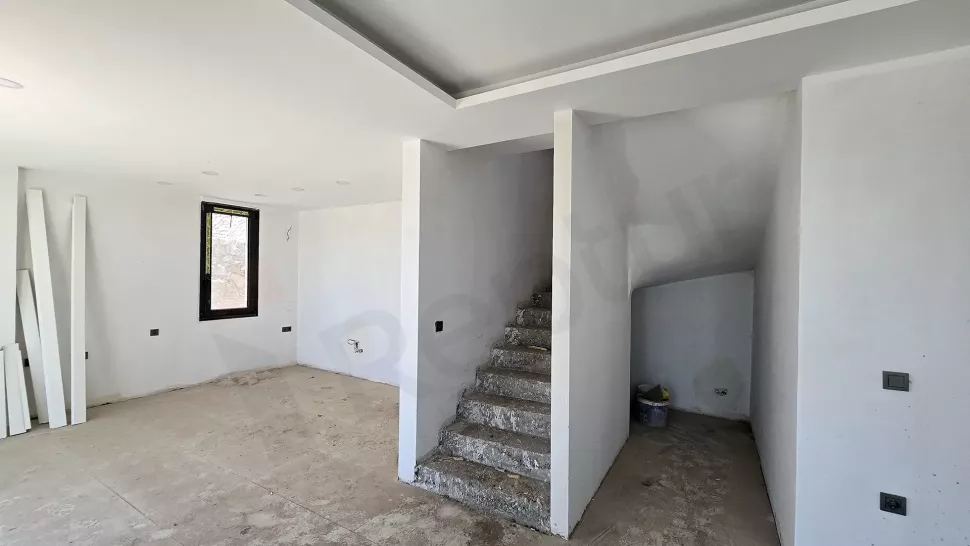 Bodrum'da Satılık Havuzlu 2+1 Villa - Oturma İznine Uygun Fırsat