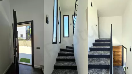 Bodrum'da Oturma İznine Uygun Yeni Teslim Havuzlu 2+1 Lüks Villa