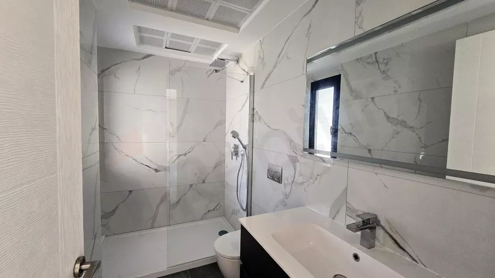 Bodrum'da Oturma İznine Uygun Yeni Teslim Havuzlu 2+1 Lüks Villa