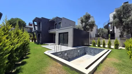 Bodrum'da Oturma İznine Uygun Yeni Teslim Havuzlu 2+1 Lüks Villa