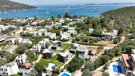 Bodrum'da Oturma İznine Uygun Yeni Teslim Havuzlu 2+1 Lüks Villa