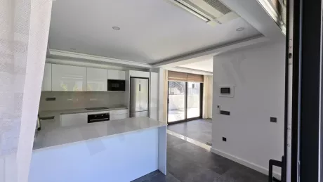 Bodrum'da Oturma İznine Uygun Yeni Teslim Havuzlu 2+1 Lüks Villa