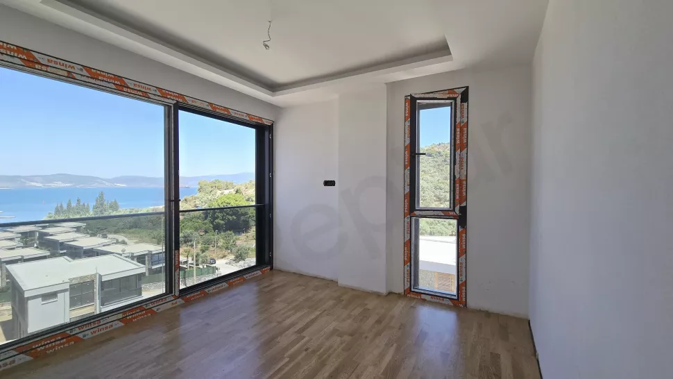 Bodrum Denize Sıfır Satılık Villa - Özel Plajlı ve Vatandaşlığa Uygun