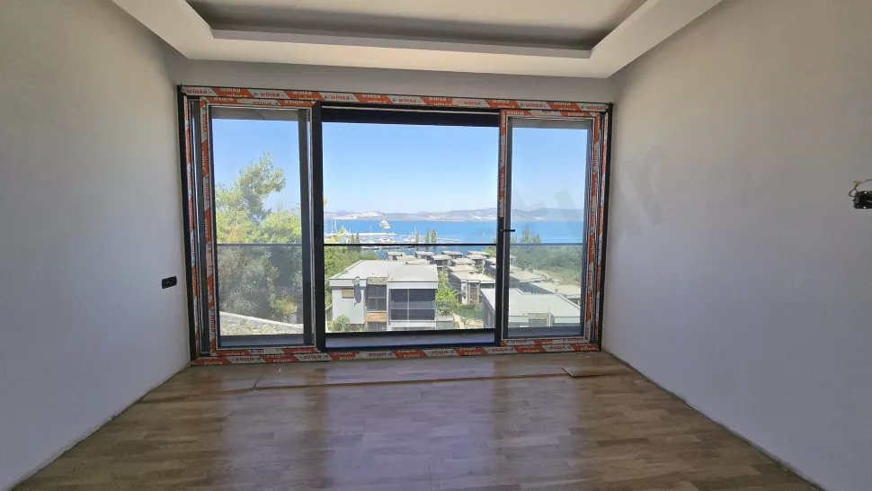 Bodrum Denize Sıfır Satılık Villa - Özel Plajlı ve Vatandaşlığa Uygun