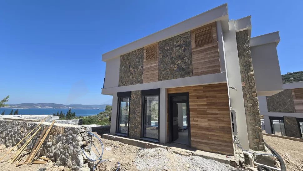 Bodrum Denize Sıfır Satılık Villa - Özel Plajlı ve Vatandaşlığa Uygun