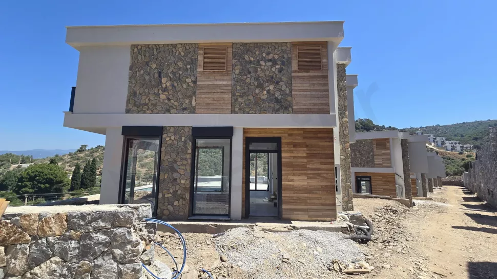 Bodrum Denize Sıfır Satılık Villa - Özel Plajlı ve Vatandaşlığa Uygun