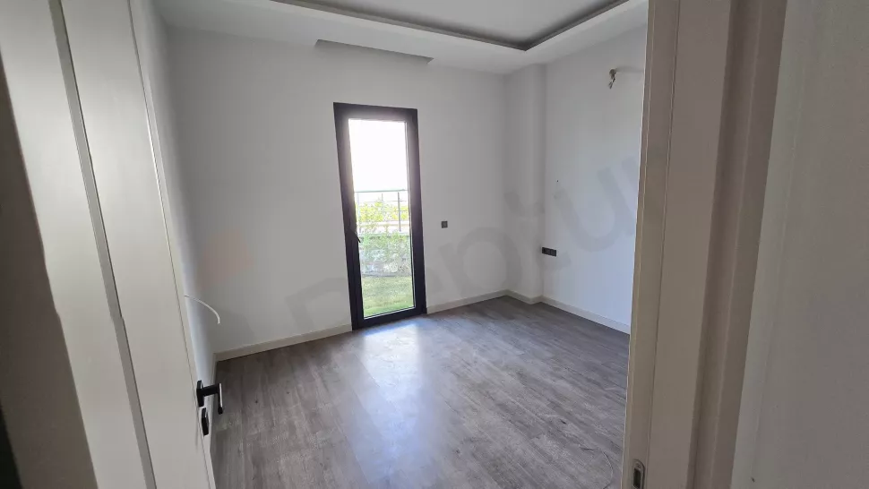 Bodrum'da Satılık Sıfır Villa Havuzlu Site İçinde Oturma İznine Uygun