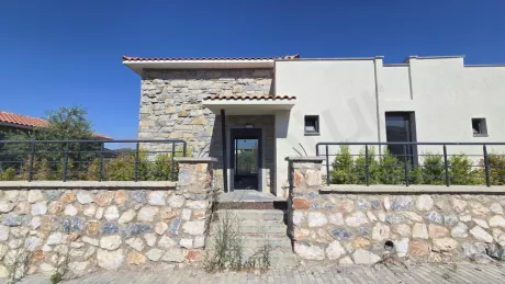 Bodrum'da Satılık Sıfır Villa Havuzlu Site İçinde Oturma İznine Uygun