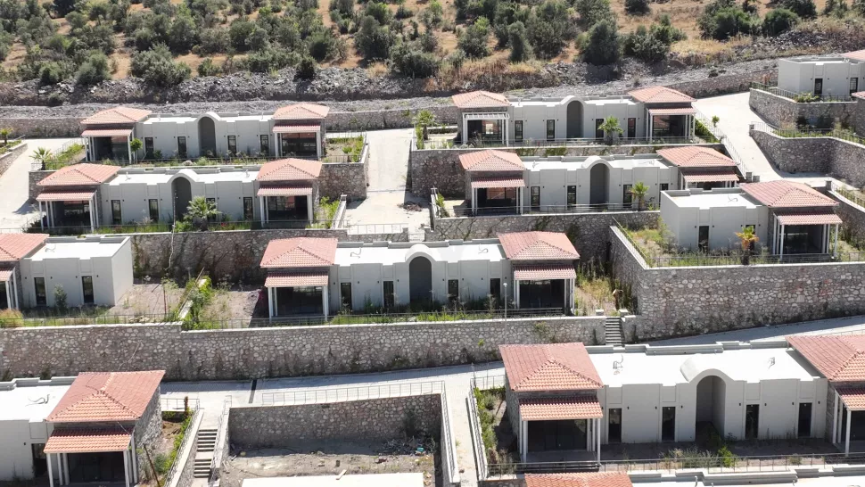Bodrum'da Satılık Sıfır Villa Havuzlu Site İçinde Oturma İznine Uygun