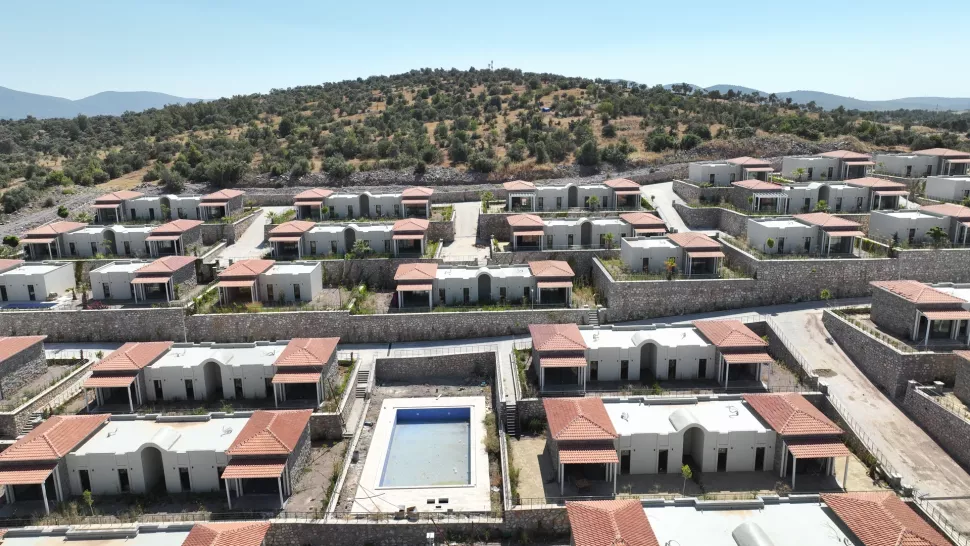 Bodrum'da Satılık Sıfır Villa Havuzlu Site İçinde Oturma İznine Uygun