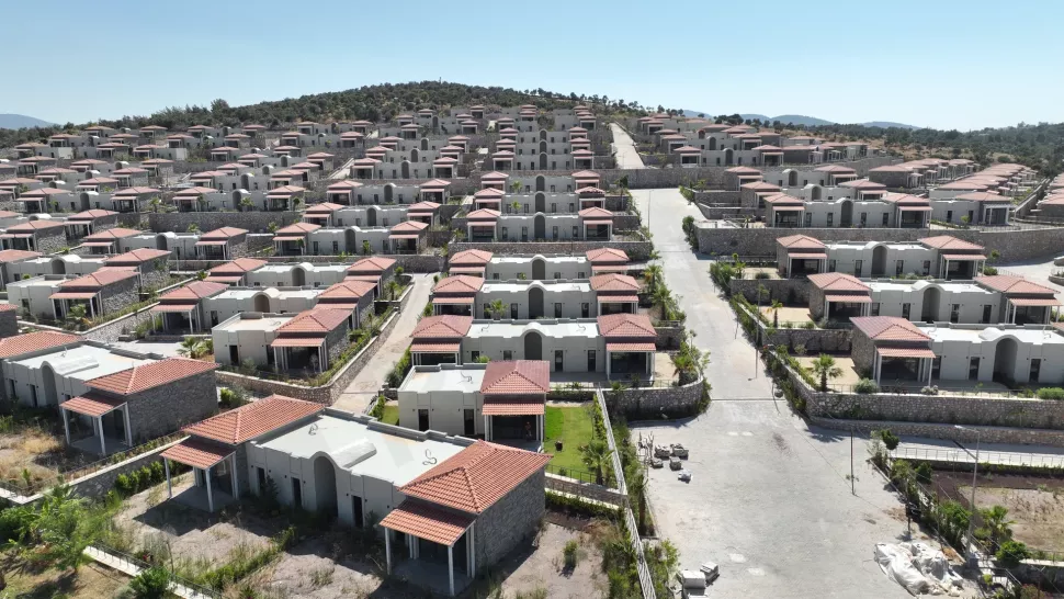 Bodrum'da Satılık Sıfır Villa Havuzlu Site İçinde Oturma İznine Uygun