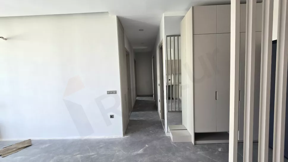 Bodrum'da Satılık Sıfır Villa Havuzlu Site İçinde Oturma İznine Uygun