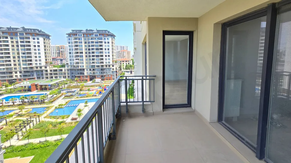 Beylikdüzü'nde Zengin Sosyal Donatılı, İç Avluya Bakan 3.5+1 Fırsatı