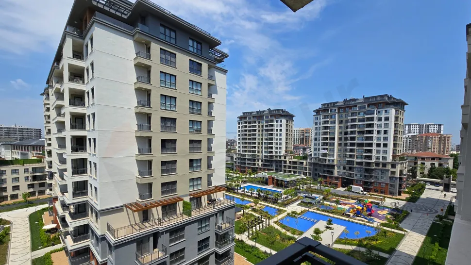 Beylikdüzü'nde Zengin Sosyal Donatılı, İç Avluya Bakan 3.5+1 Fırsatı