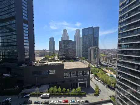12. Katta Çift Cepheli, Balkonlu ve Panoramik Şehir Manzaralı 1+1