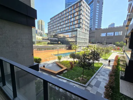 Şişli’de Yeşil İç Bahçe Manzaralı, Depo Alanlı Sessiz ve Ferah 2+1