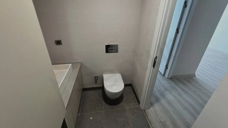 Meydan Ardıçlı'da AVM'lere ve Sosyal Hayata Yakın 1+1 Satılık Daire
