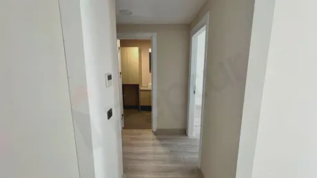 Meydan Ardıçlı'da AVM'lere ve Sosyal Hayata Yakın 1+1 Satılık Daire