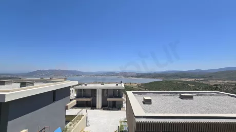 Arsa Sahibinden Satılık Site İçinde Yeni Teslim 3+1 Dubleks Özel Havuzlu Villa