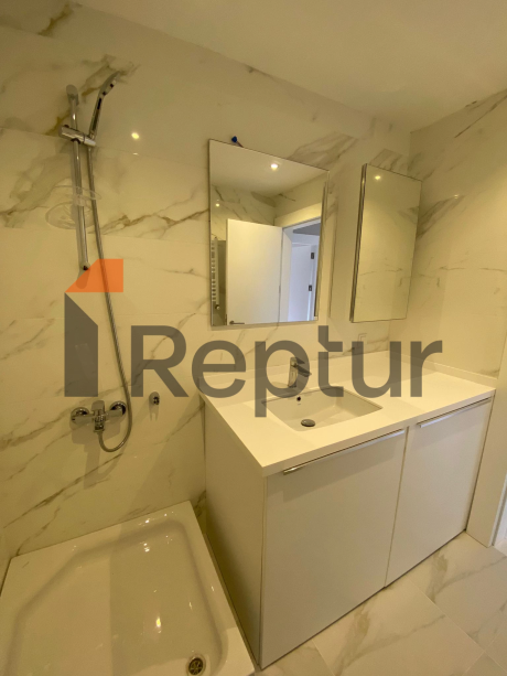 Bahçeşehir bölgesinde sahibinden satılık modern tasarımlı 1+1 daire.
