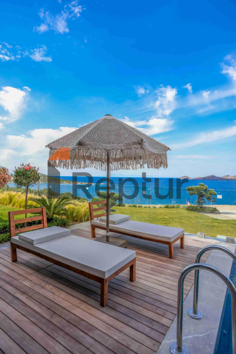 Bodrum Gümüşlük'te Deniz Manzaralı Rezidanslar ve Villalar