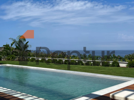 Bodrum Gümüşlük'te Deniz Manzaralı Rezidanslar ve Villalar
