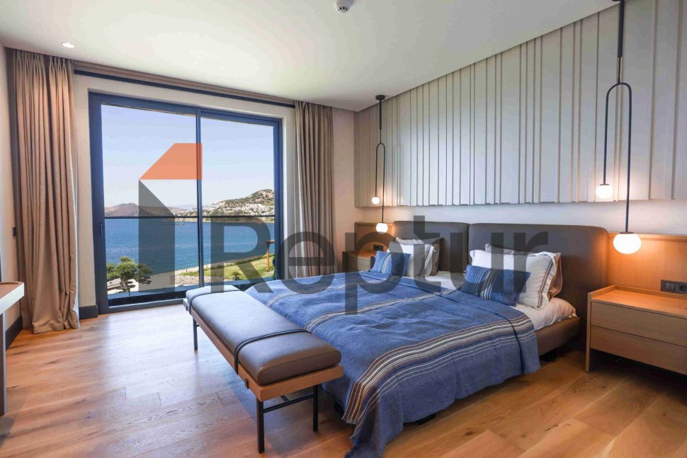 Bodrum Gümüşlük'te Deniz Manzaralı Rezidanslar ve Villalar